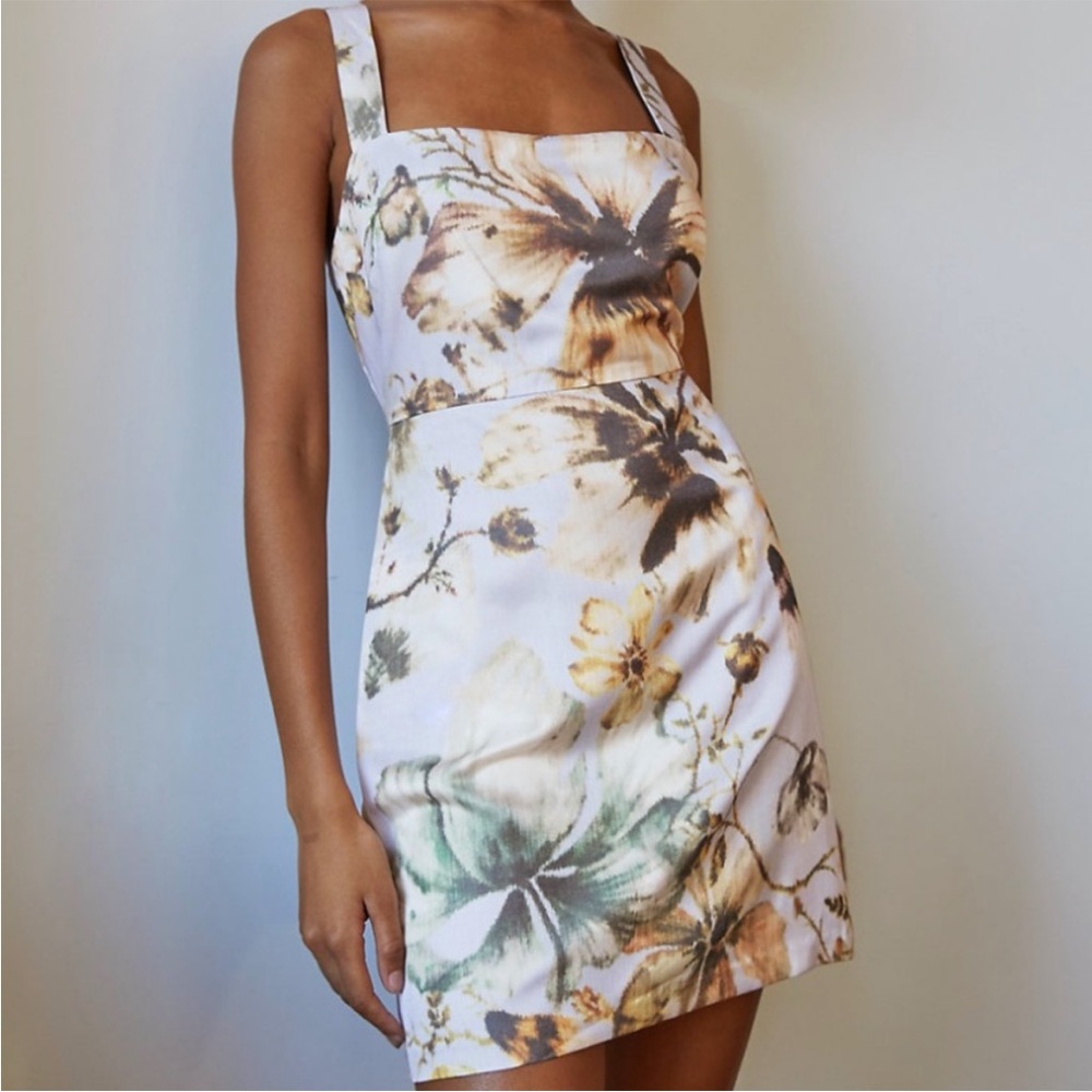Babaton White Floral Print Square-Neck Mini Dress size 6 Aritzia